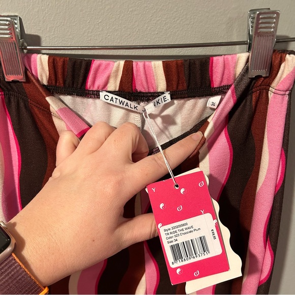 NWT Catwalk Junkie Stretchy Bell Bottom Flare Funky Leggings Euro Size 34 - Picture 6 of 6